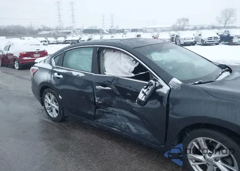 2013 Nissan Altima 2.5 Sv из США, поврежденный, VIN 1N4AL3AP8DN444752